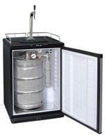 GCBK160 - Refrigerador de barril de cerveja / cervejeira - frente em aço inoxidável – com barril e guarnição de extração ligada